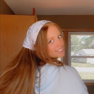 Meet your Posher, Faith